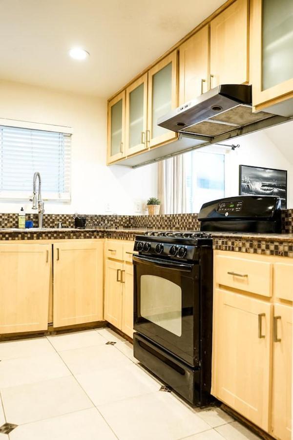 Newport Beach House 1 Blk To Beach And 25 Min To Disney Extérieur photo